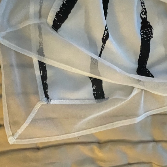 EUC IC Collection top- roomy and terrific - Picture 3 of 3